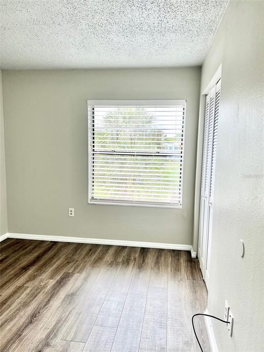 Recently Rented: $1,550 (2 beds, 2 baths, 820 Square Feet)