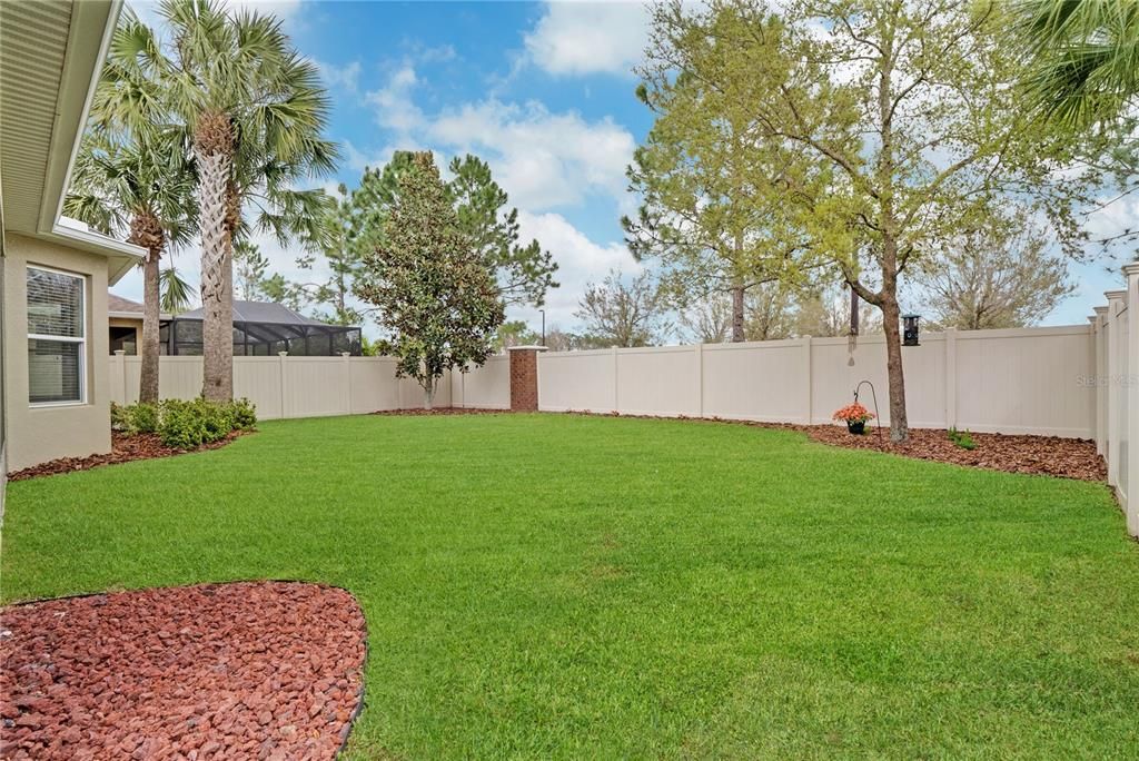 Active With Contract: $549,000 (4 beds, 3 baths, 2872 Square Feet)