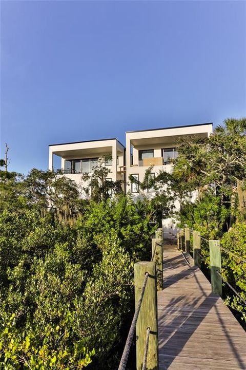 Active With Contract: $2,250,000 (4 beds, 4 baths, 3784 Square Feet)
