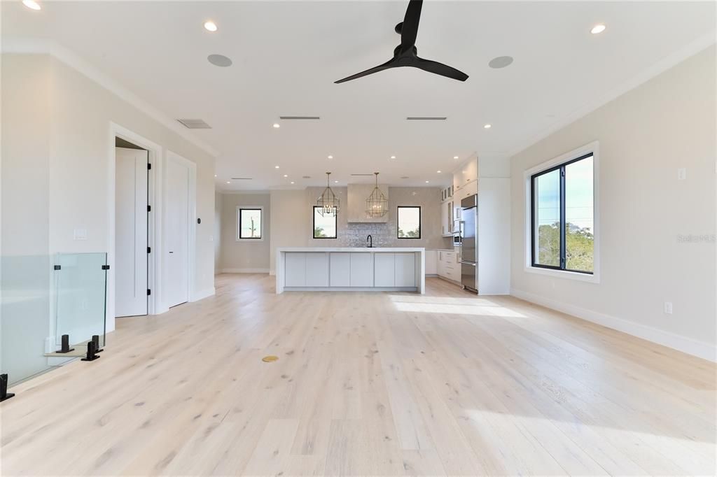 Active With Contract: $2,250,000 (4 beds, 4 baths, 3784 Square Feet)