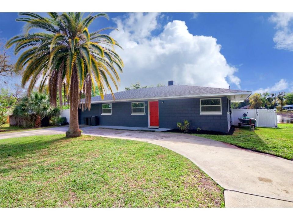 For Sale: $338,000 (4 beds, 2 baths, 1721 Square Feet)