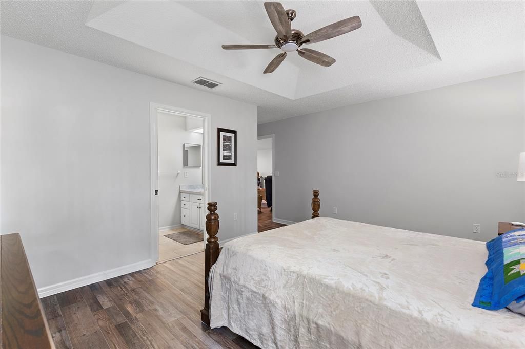 Active With Contract: $305,000 (3 beds, 2 baths, 1627 Square Feet)