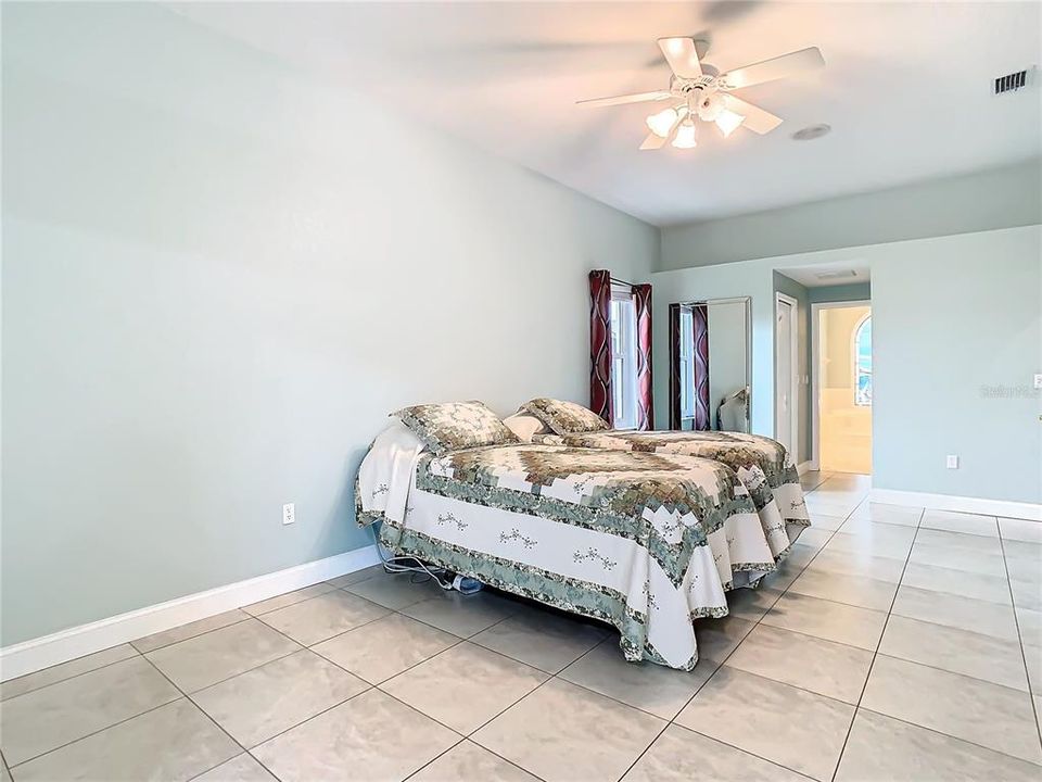 Active With Contract: $539,000 (3 beds, 3 baths, 3250 Square Feet)