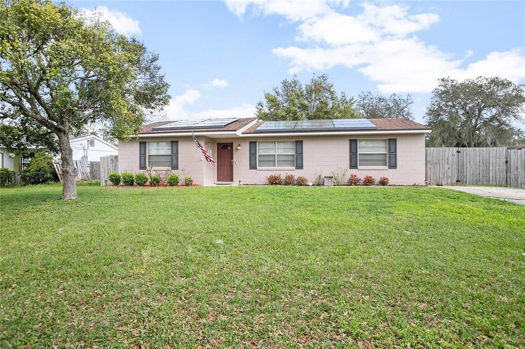 For Sale: $273,000 (3 beds, 2 baths, 1236 Square Feet)