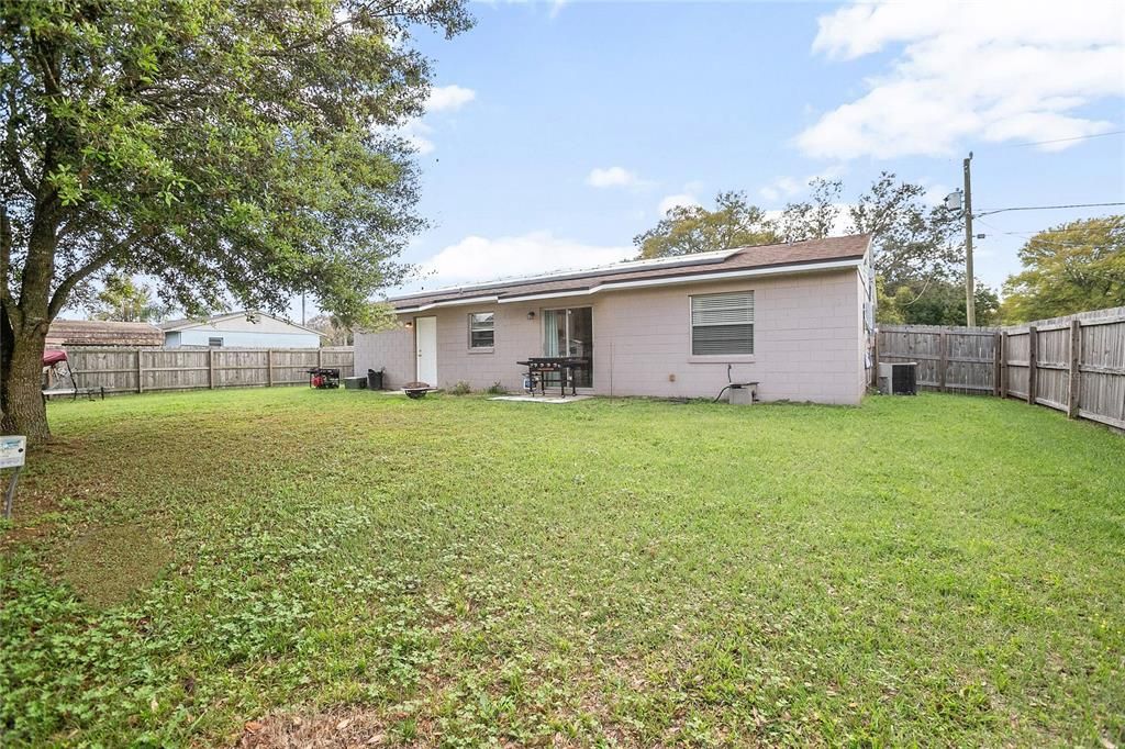 For Sale: $273,000 (3 beds, 2 baths, 1236 Square Feet)