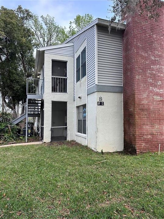 Recently Rented: $1,550 (2 beds, 2 baths, 912 Square Feet)