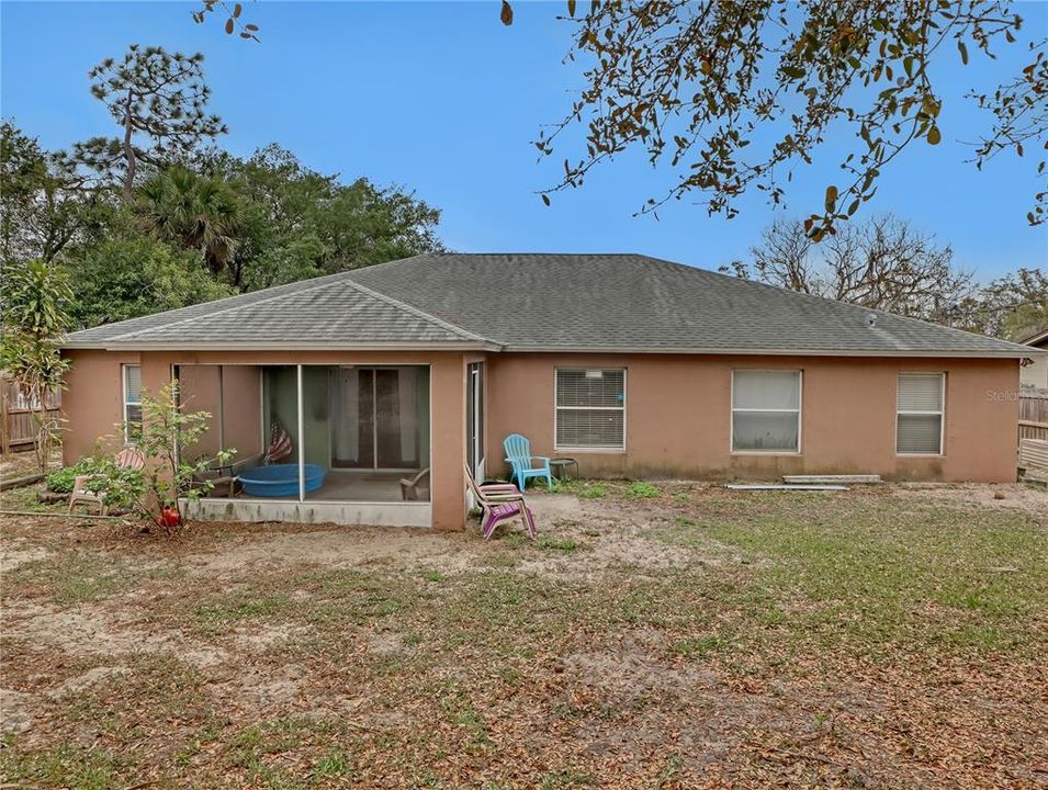 Recently Sold: $324,000 (3 beds, 2 baths, 2020 Square Feet)