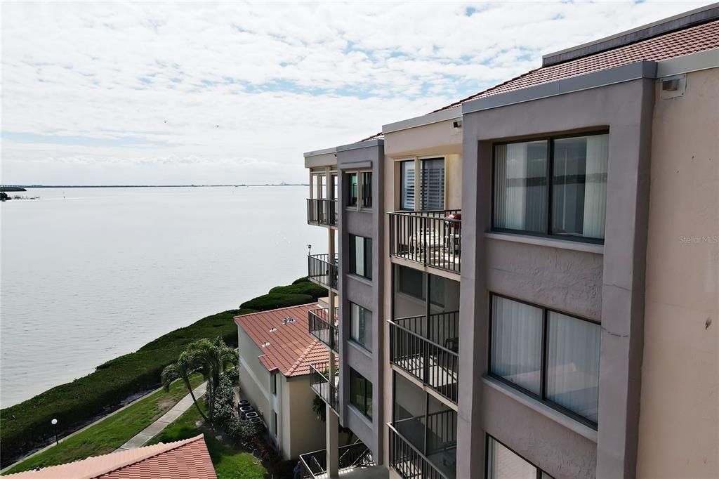 Active With Contract: $304,000 (1 beds, 1 baths, 780 Square Feet)