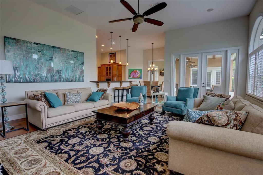 Recently Sold: $939,000 (4 beds, 3 baths, 3361 Square Feet)