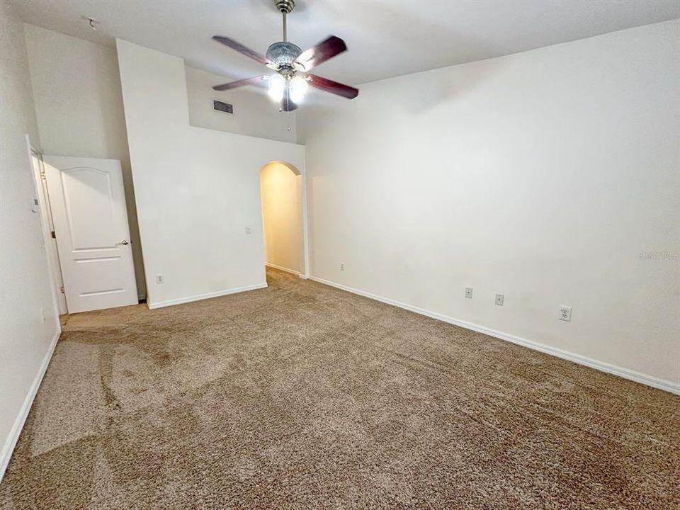 For Rent: $1,750 (2 beds, 2 baths, 1360 Square Feet)