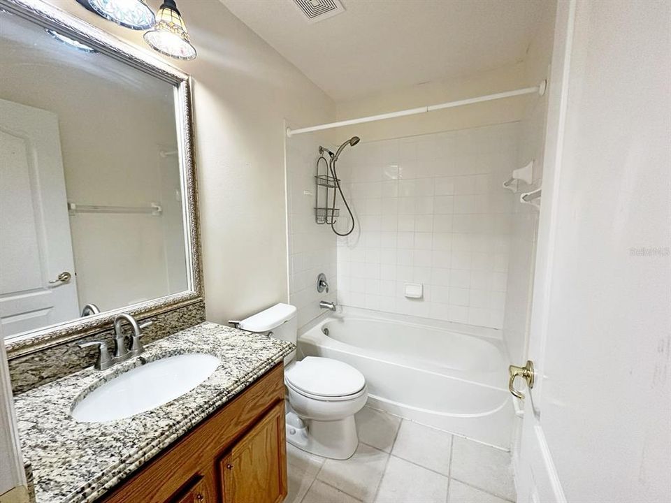 For Rent: $1,850 (2 beds, 2 baths, 1360 Square Feet)