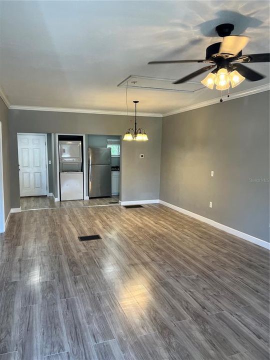 Recently Rented: $1,800 (3 beds, 2 baths, 1168 Square Feet)