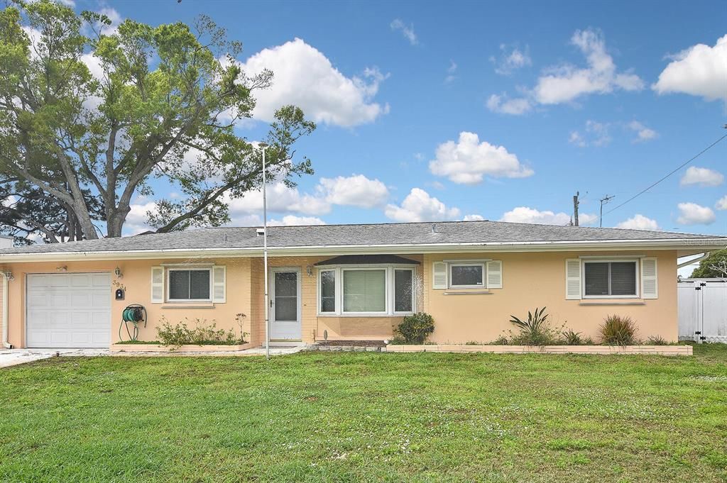 Recently Sold: $349,900 (2 beds, 2 baths, 1289 Square Feet)