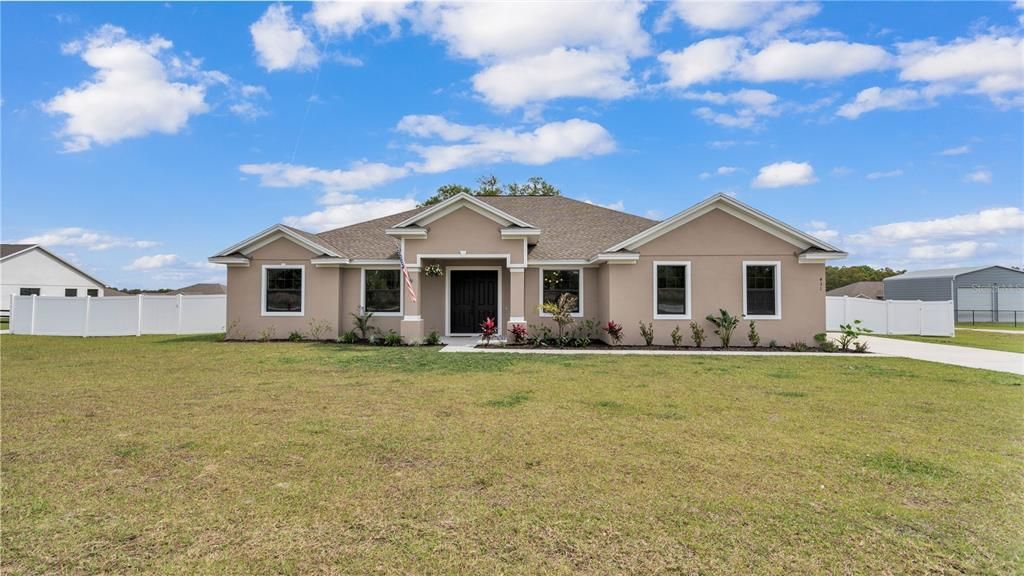 Recently Sold: $600,000 (4 beds, 3 baths, 2821 Square Feet)