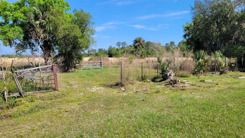 Active With Contract: $475,000 (8.05 acres)