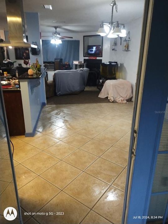 En Venta: $225,000 (3 camas, 2 baños, 1305 Pies cuadrados)