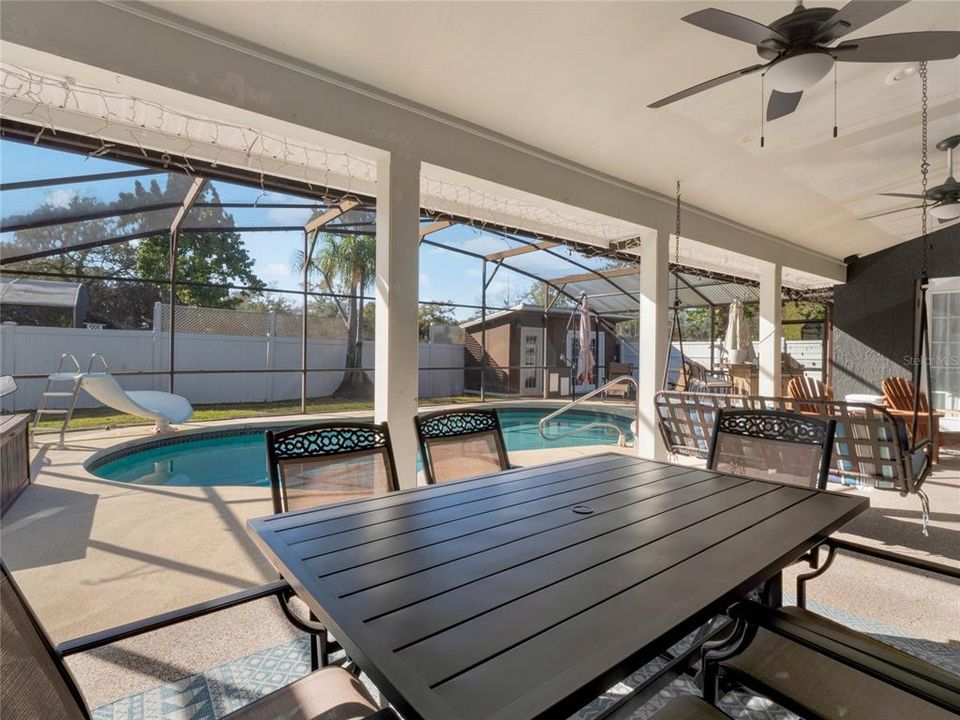 Active With Contract: $4,500 (4 beds, 2 baths, 2404 Square Feet)