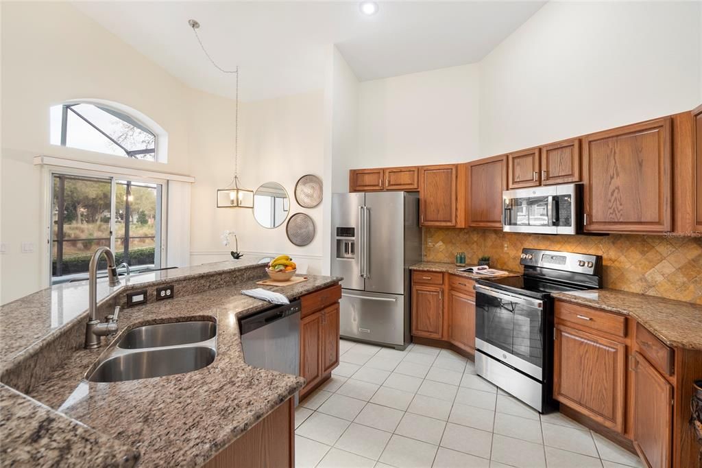 Recently Sold: $550,000 (4 beds, 2 baths, 2140 Square Feet)