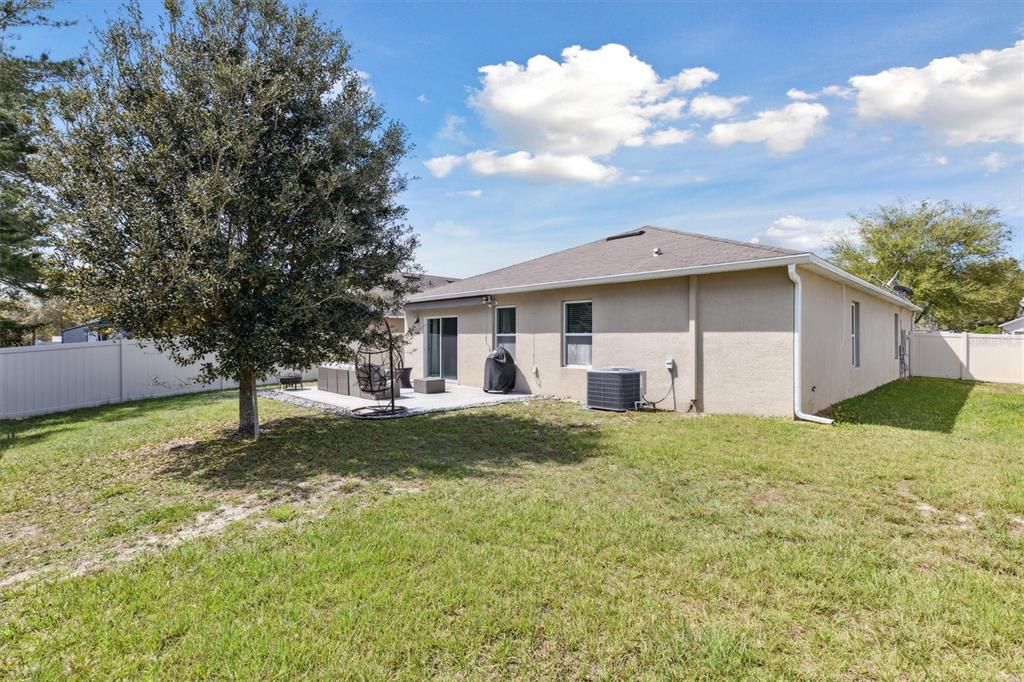 Recently Sold: $359,999 (4 beds, 2 baths, 1813 Square Feet)