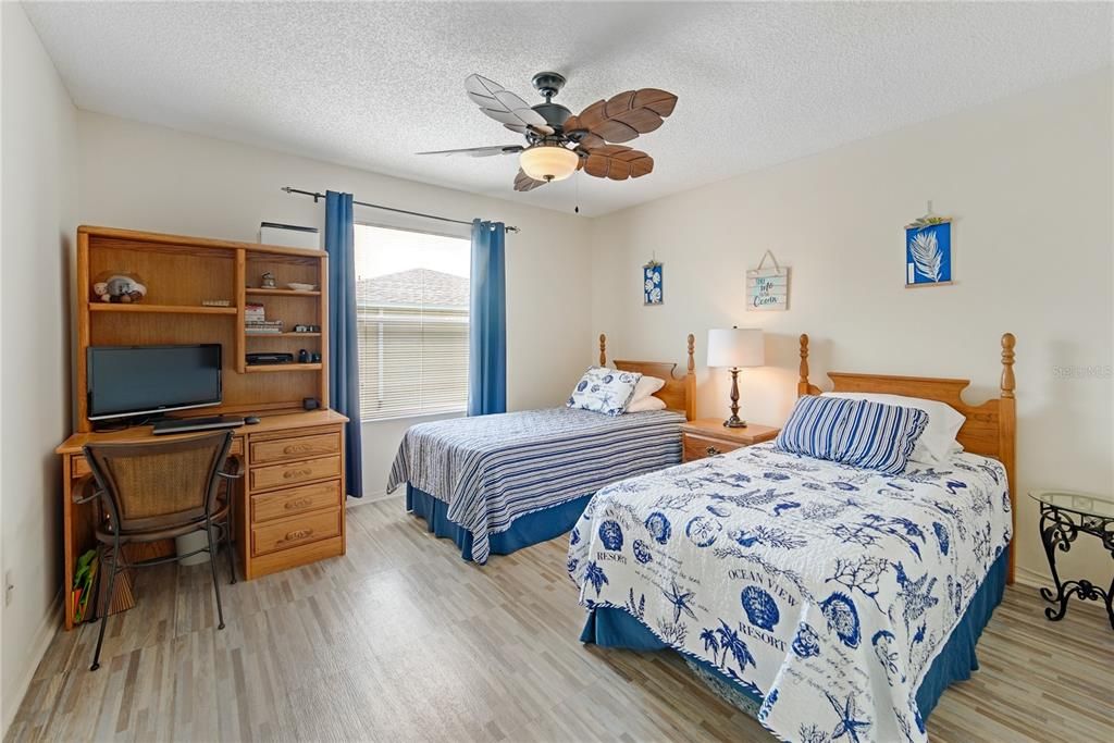 Recently Sold: $255,000 (2 beds, 2 baths, 1179 Square Feet)