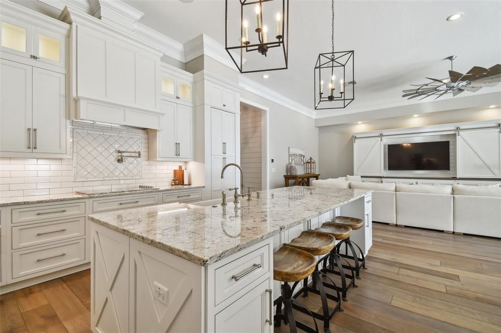 Active With Contract: $2,499,000 (4 beds, 4 baths, 3336 Square Feet)