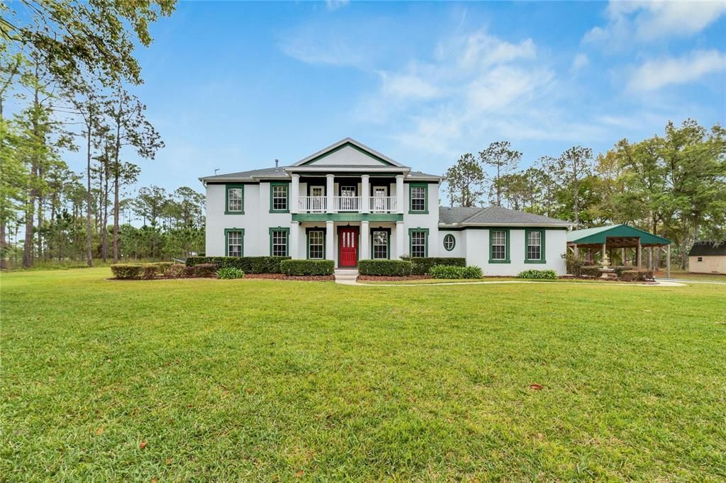 Recently Sold: $1,150,000 (5 beds, 3 baths, 3648 Square Feet)