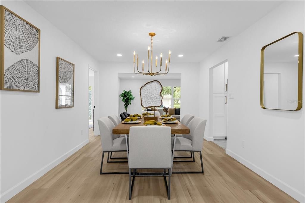 Active With Contract: $3,900 (4 beds, 2 baths, 2019 Square Feet)