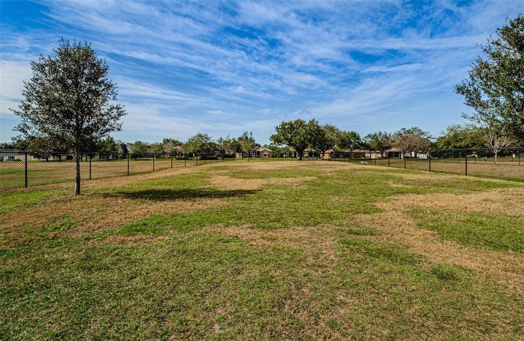 Active With Contract: $709,000 (4 beds, 3 baths, 2410 Square Feet)