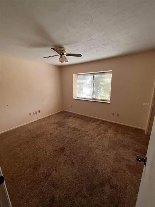 For Rent: $1,175 (2 beds, 1 baths, 1178 Square Feet)