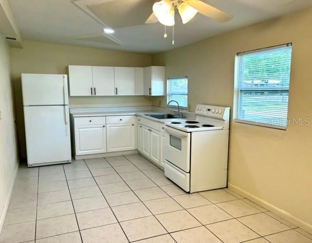 For Sale: $310,000 (3 beds, 1 baths, 1088 Square Feet)