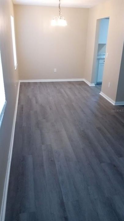 For Rent: $1,250 (2 beds, 1 baths, 852 Square Feet)