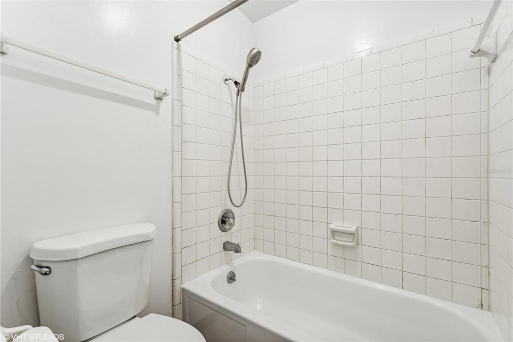 最近售出: $374,900 (3 贝兹, 2 浴室, 1557 平方英尺)