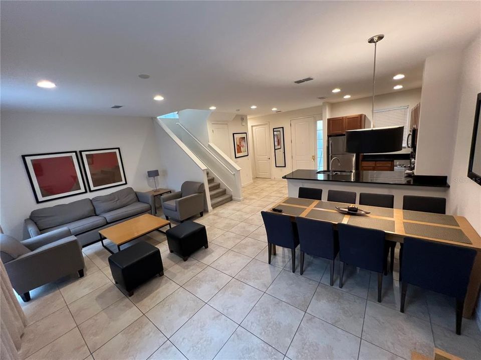 For Sale: $349,990 (3 beds, 2 baths, 1474 Square Feet)