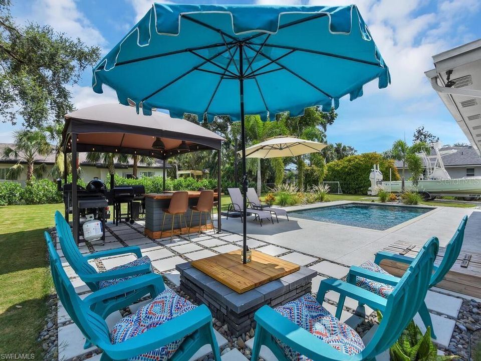 Recently Sold: $795,000 (4 beds, 3 baths, 3050 Square Feet)