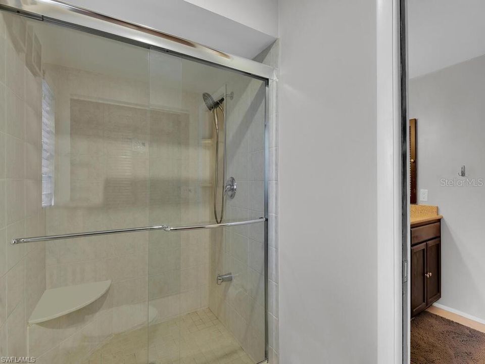 Недавно продано: $795,000 (4 спален, 3 ванн, 3050 Квадратных фут)