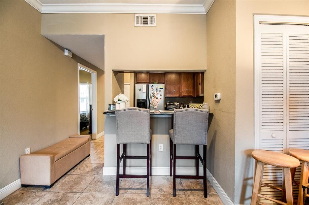 Active With Contract: $312,500 (2 beds, 2 baths, 837 Square Feet)