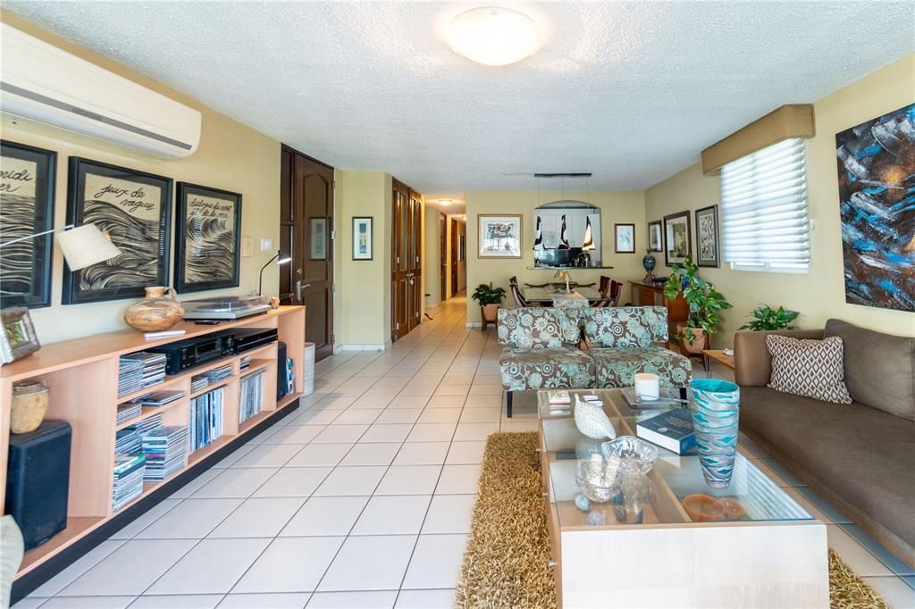 Recently Sold: $625,000 (3 beds, 2 baths, 1469 Square Feet)