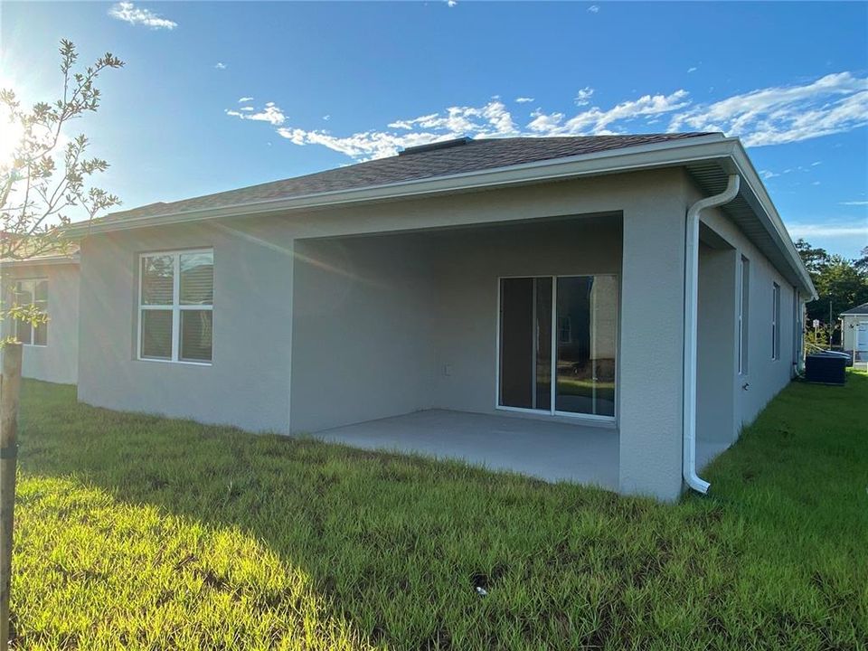 Active With Contract: $2,150 (3 beds, 2 baths, 1620 Square Feet)