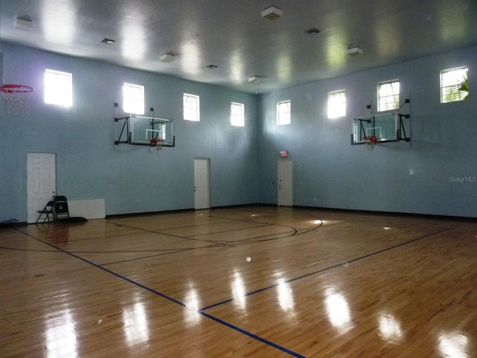 Clubhouse indoor basketball court