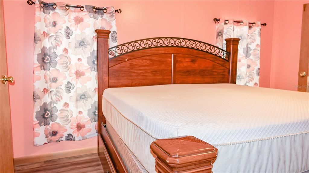 En Venta: $220,000 (3 camas, 2 baños, 1560 Pies cuadrados)