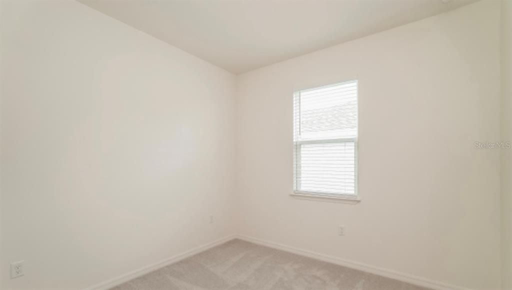 For Rent: $1,920 (4 beds, 2 baths, 1839 Square Feet)