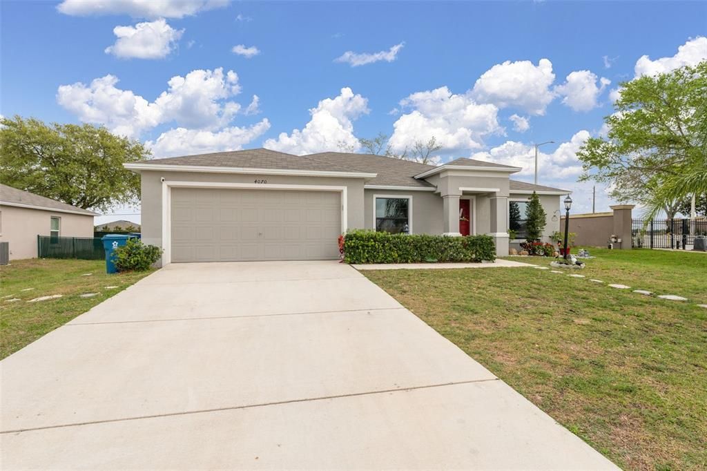 Active With Contract: $285,000 (4 beds, 2 baths, 1840 Square Feet)