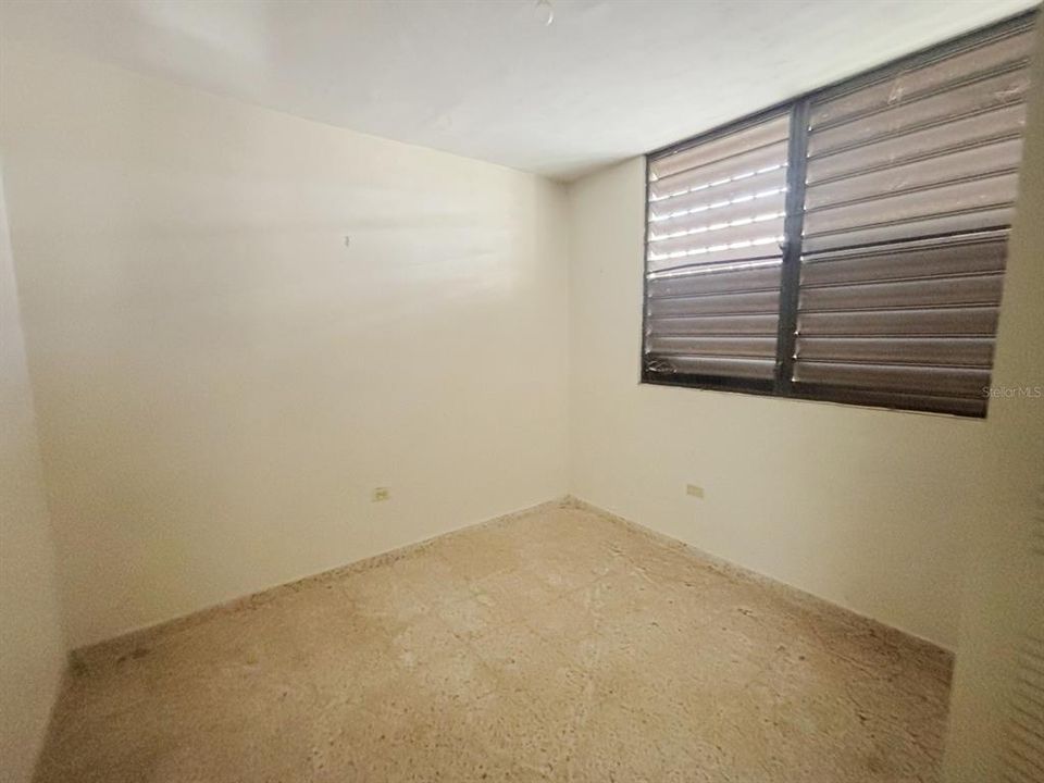 Vendido Recientemente: $100,000 (3 camas, 2 baños, 936 Pies cuadrados)