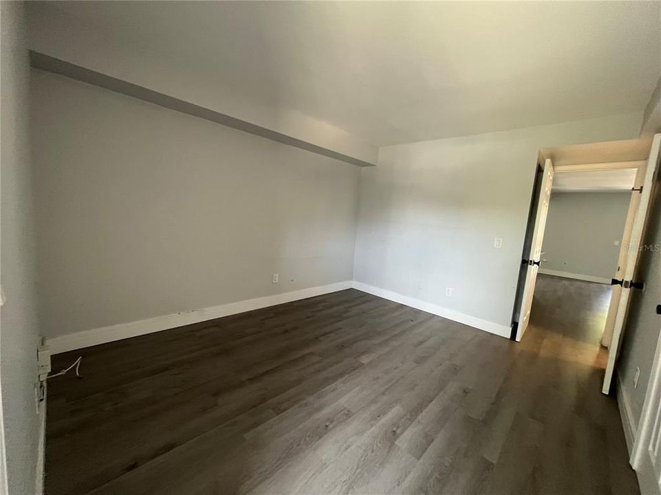 Recently Rented: $1,499 (1 beds, 1 baths, 595 Square Feet)