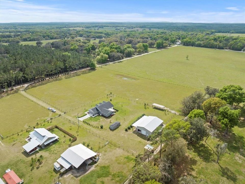 Vendido Recientemente: $775,000 (3 camas, 2 baños, 1935 Pies cuadrados)