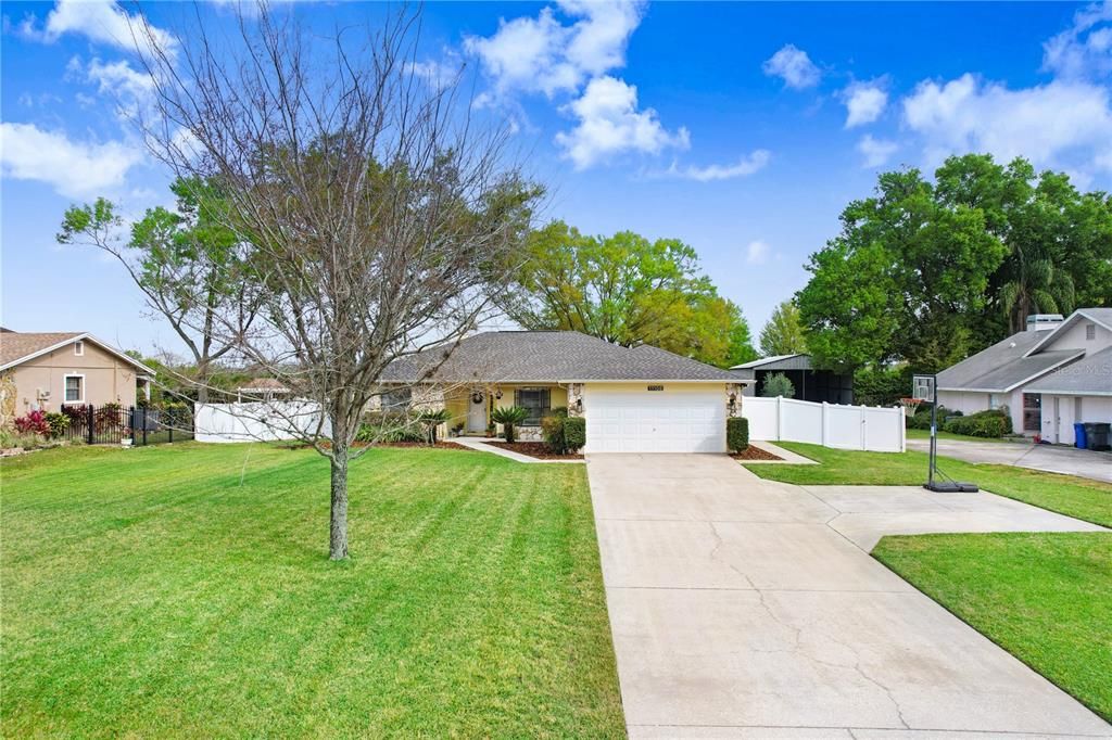 Vendido Recientemente: $435,000 (3 camas, 2 baños, 1588 Pies cuadrados)