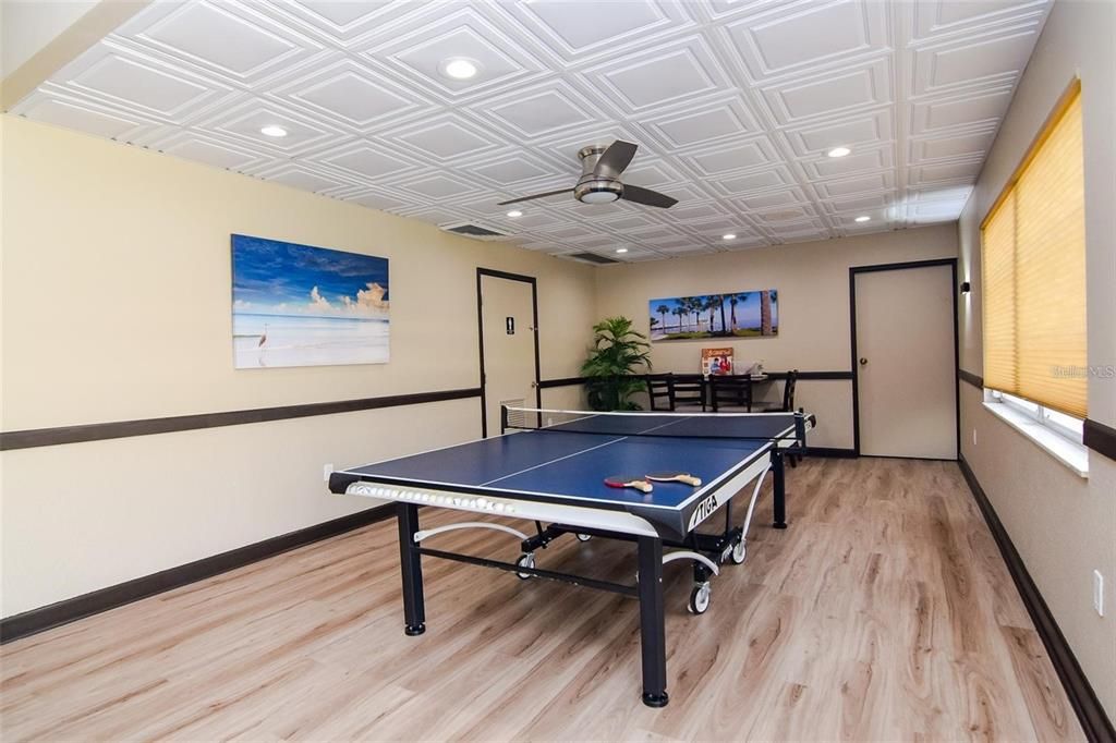 Active With Contract: $1,550 (1 beds, 1 baths, 700 Square Feet)