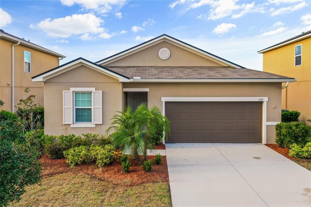 Active With Contract: $2,150 (4 beds, 2 baths, 2010 Square Feet)