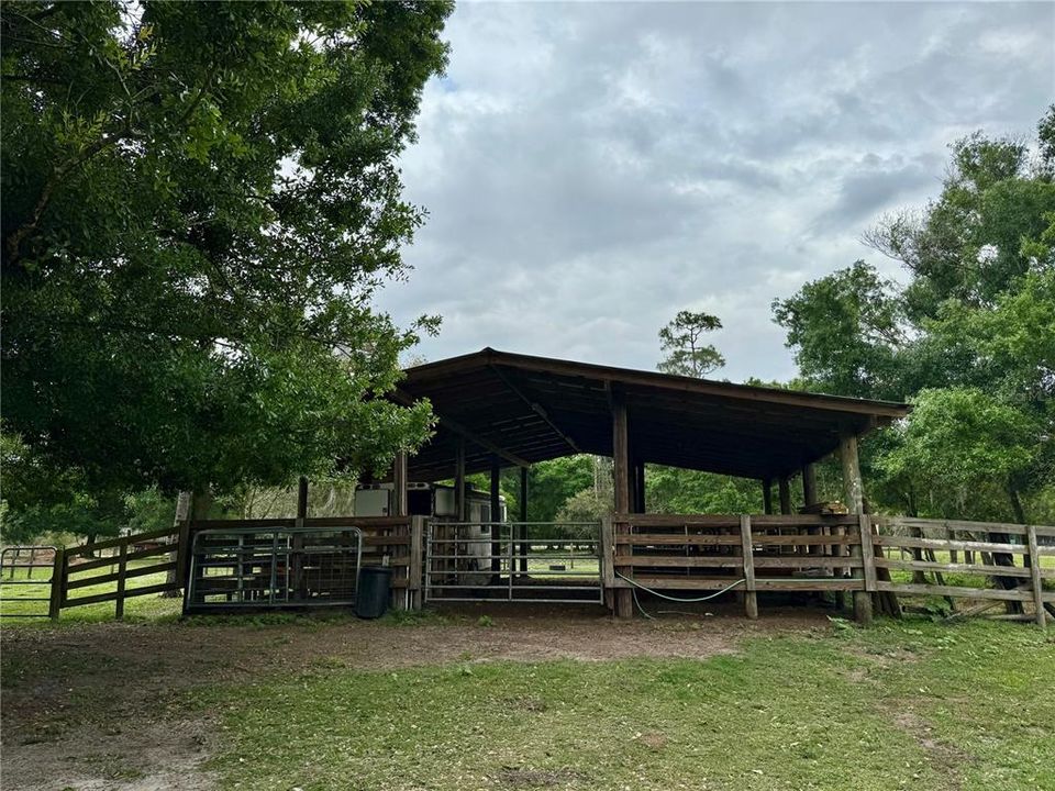 Active With Contract: $499,000 (3 beds, 2 baths, 1664 Square Feet)