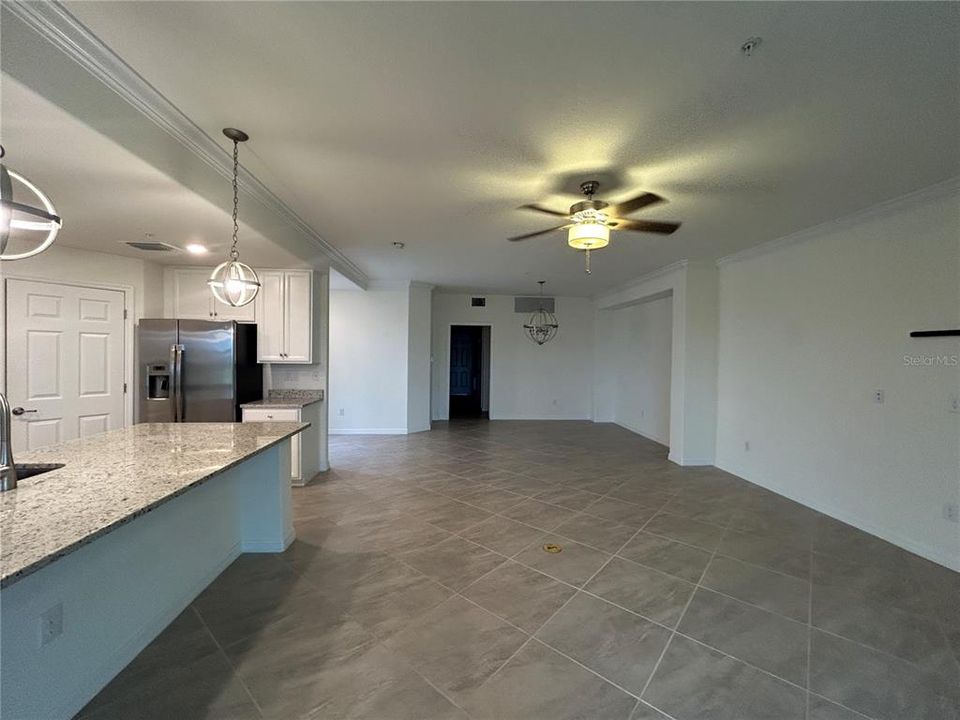 Active With Contract: $3,500 (3 beds, 2 baths, 1786 Square Feet)